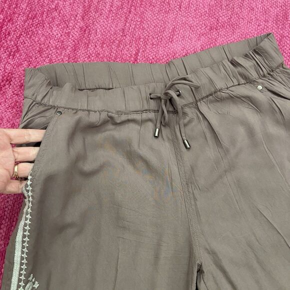 Sundance Tone It Up Embroidered Pull On Ankle Pants Brown Size Medium - Picture 3 of 10